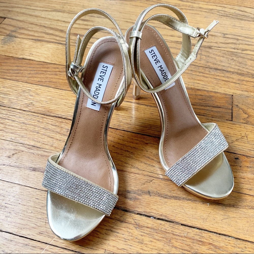 Steve Madden Ritter Gold heels Size 6